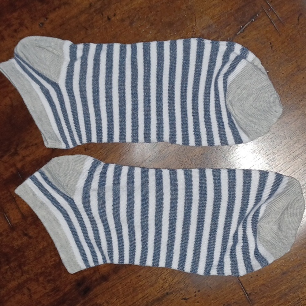 New blue white stripe socks